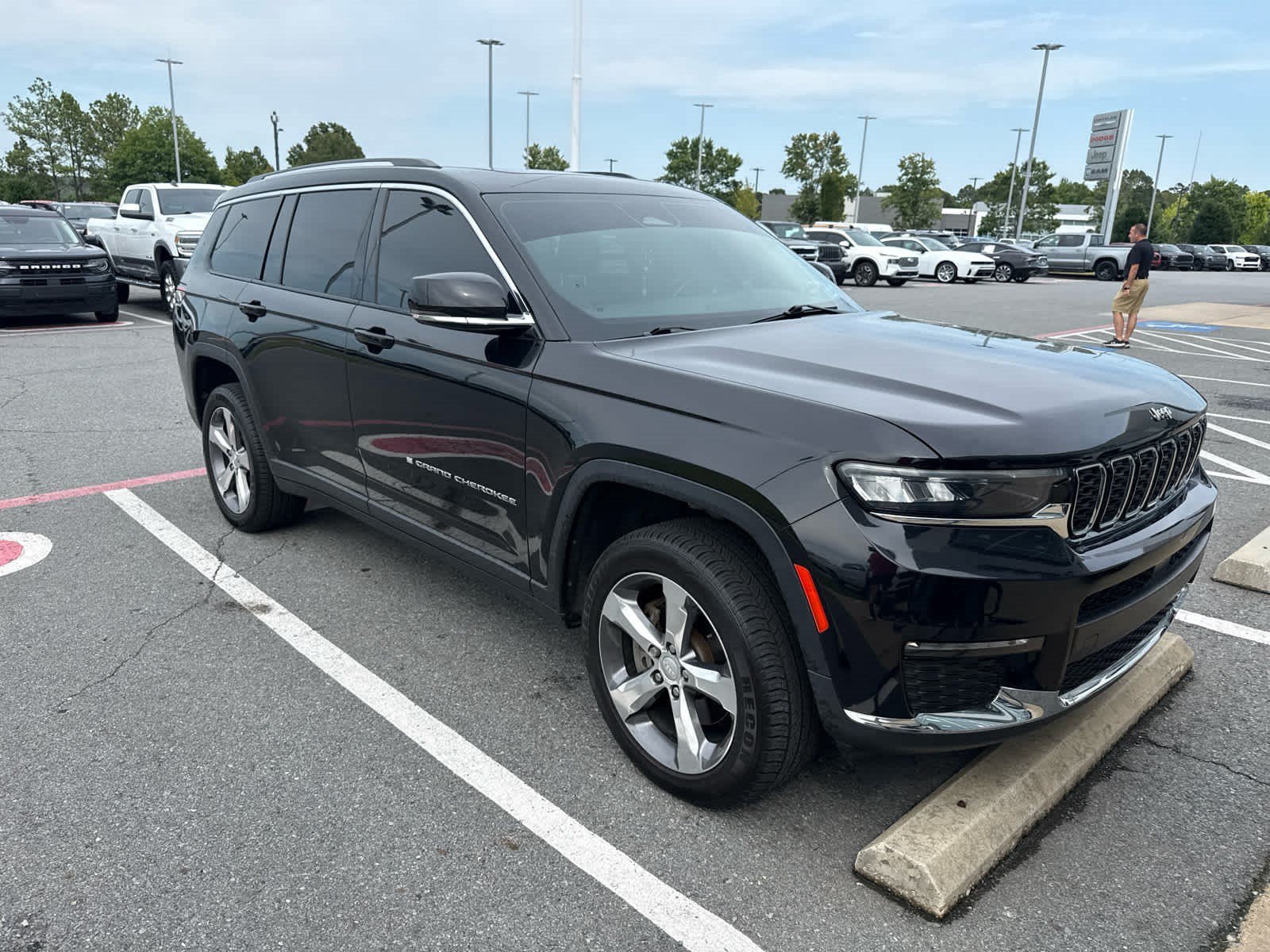 jeep grand cherokee l 2021 1C4RJKBG7M8100923 image jeep grand cherokee l 2021 1C4RJKBG7M8100923 image